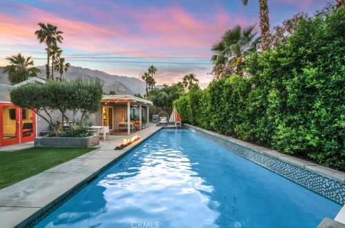 1120 Louise Dr, Palm Springs CA  92262-3209 exterior
