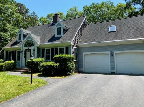 38 Pimlico Pond Rd, Sandwich, MA 02644-1420
