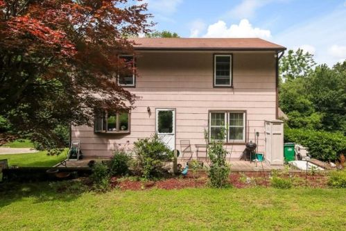 21 Lavelle Rd, Whaley Lake, NY 12531-5021