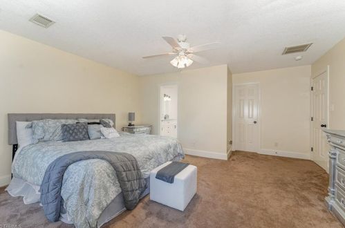 5317 Highstream Ct, Greensboro NC  27407-5825 exterior