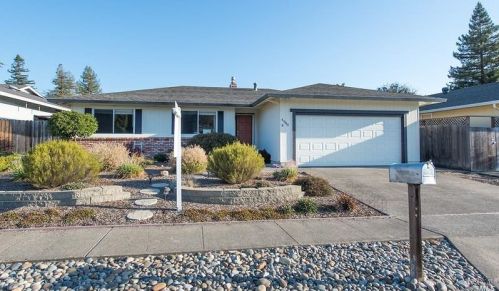 4940 Everglade Dr, Santa Rosa, CA 95409-2762