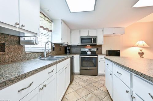 27680 Pierce Ave, Bonita Springs, FL 34135-5839