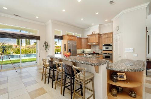 27 Toscana Way, Rancho Mirage CA  92270-1977 exterior