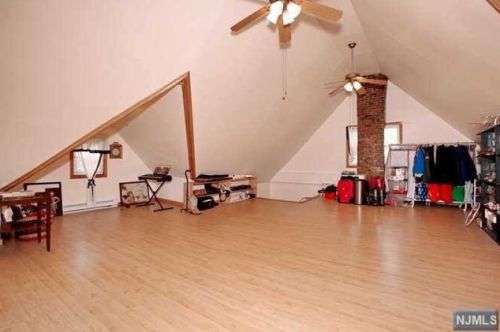 144 Main St, Ridgefield Park NJ  07660-1256 exterior