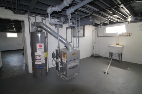 4416 75th St, Kenosha WI 53142-7359 exterior