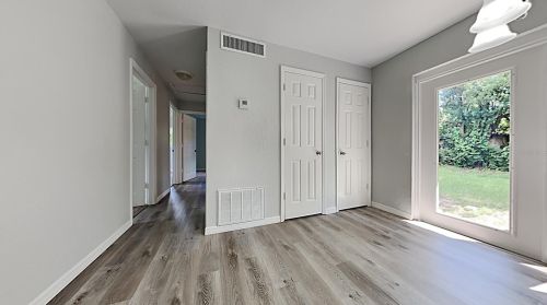 804 Valleydale Ave, Deland, FL 32720-7242