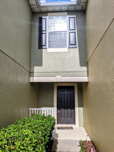 656 Cresting Oak Cir, Orlando, FL 32824-6134