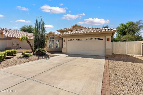 6249 Blackhawk Dr, Glendale AZ  85308-6797 exterior
