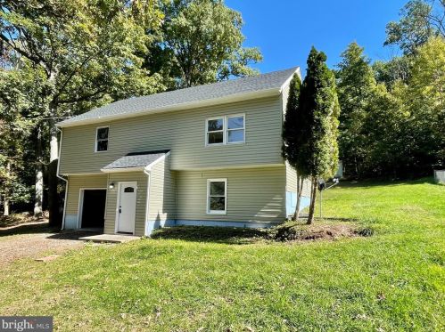 74 Red Maple Ln, Harpers Ferry, WV 25425-5975