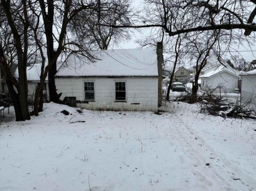 1045 11th St, Beloit, WI 53511-5130