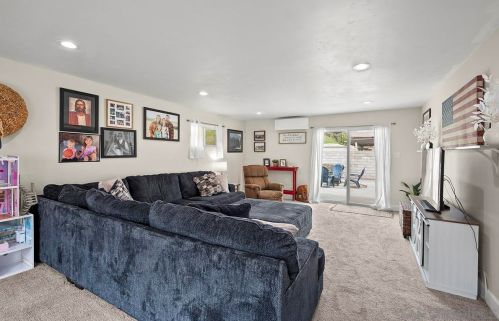 2322 Finch Ln, San Diego CA  92123-3715 exterior