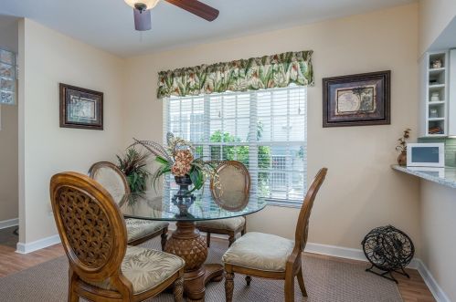 553 Vista Trail Ct, Palm Harbor FL  34683-5260 exterior