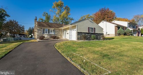 338 Hogeland Rd, Southampton, PA 18966-3386