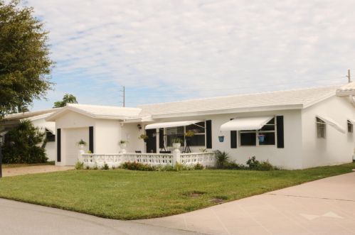 114 8th Ct, Boynton Beach, FL 33426-4745