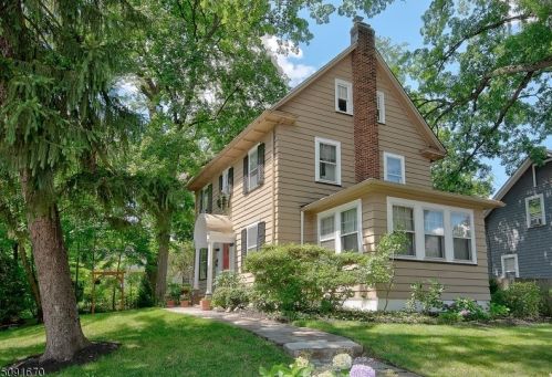 715 Milton Pl, South Orange, NJ 07079-2618