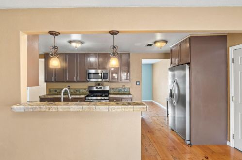 6961 Calvin Dr, Citrus Heights CA  95621-2858 exterior