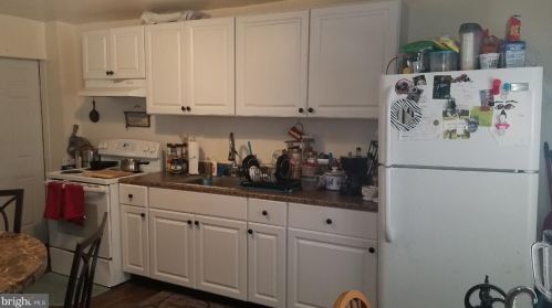 1239 Swede St, Norristown, PA 19401-3255