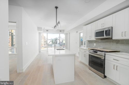 950 2nd St, Philadelphia, PA