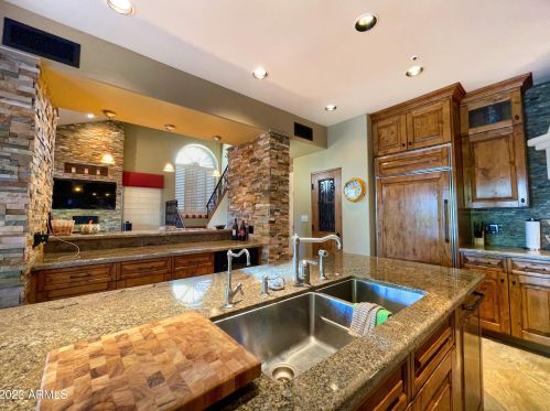 10153 Topaz Dr, Scottsdale AZ  85258-4808 exterior