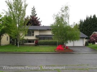 1123 Kenoyer Dr, Bellingham WA  98229-2333 exterior