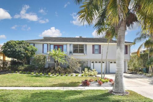 29 Madagascar Ct, Marco Island, FL 34145-4113
