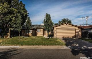 6589 Demaret Dr, Sacramento, CA 95822-3932