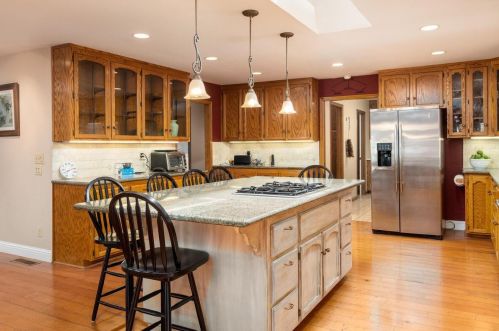6832 Retreat Ln, Pacific House CA  95726-9465 exterior