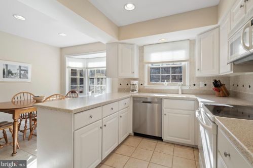 264 Aldrin Dr, Prospectville PA exterior