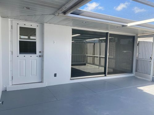 91 East Ct, West Palm Beach, FL 33411-2902