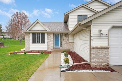 1175 Dawn Ln, Saint Paul, MN 55125-8507