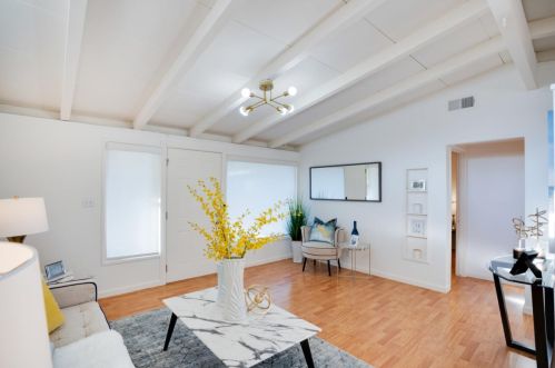 814 Lakehaven Dr, Sunnyvale CA  94089-2553 exterior