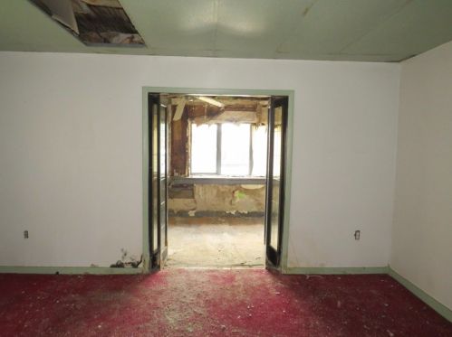 336 14th Ave, Whitaker PA  15120-1412 exterior