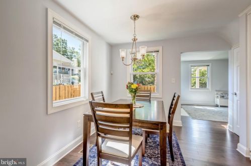 6710 Chestnut Ave, Falls Church VA  22042-2112 exterior