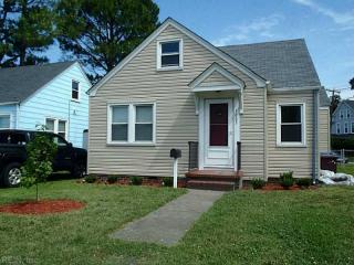 1005 Butt St, Chesapeake, VA 23324-2553