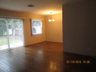 3166 Bentley Ave, Los Angeles CA  90034-3008 exterior