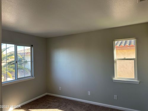 1410 Mesa View Ln, Santa Maria CA  93454-2573 exterior