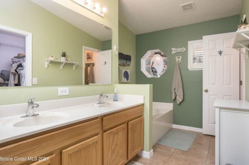 767 Mason Dr, Titusville FL  32780-9128 exterior