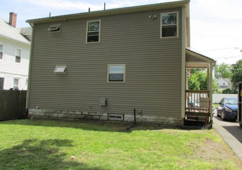 58 Roosevelt Ave, Chicopee, MA 01013-2906