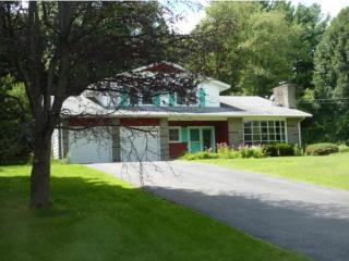 7 Eastview Dr, Woodford, VT 05201-1718