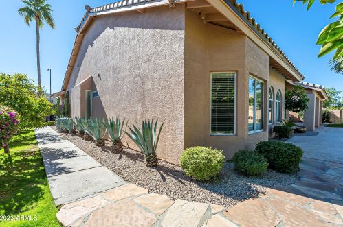 7012 Hearn Rd, Scottsdale AZ  85254-3419 exterior