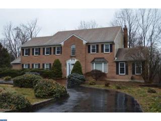 962 Musket Dr, Lansdale, PA 19446-5527