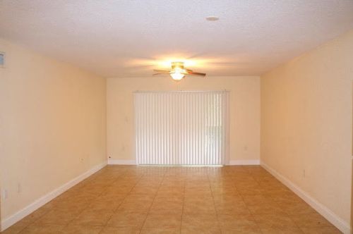 4141 16th St, Vero Beach FL  32960-2737 exterior