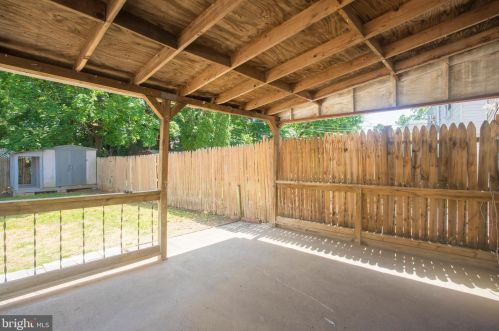 1730 Hills Dr, Norristown PA  19401-5702 exterior