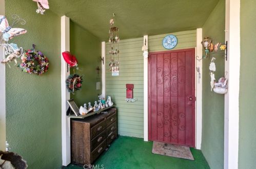 312 Bradenhall Dr, Long Beach, CA 90746-1123