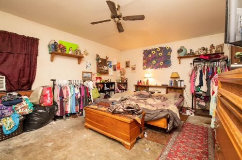 14010 Wp Ln, Thonotosassa FL  33592-4204 exterior