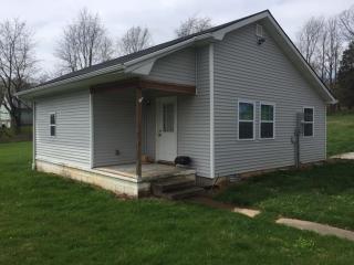 1069 Rogersville Rd, Radcliff KY  40160-9346 exterior