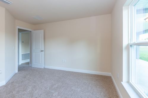 913 Connecticut Ter, Fort Pierce FL 34953-1514 exterior