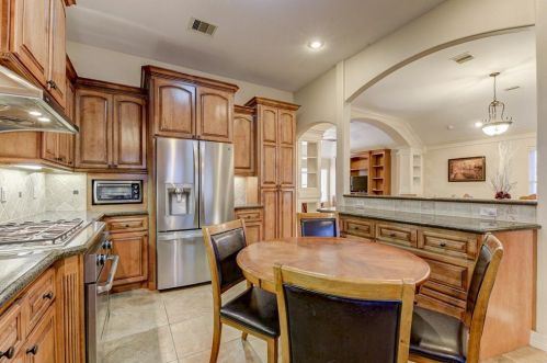 1310 Byu Shr Dr, Galveston TX 77551-4300 exterior