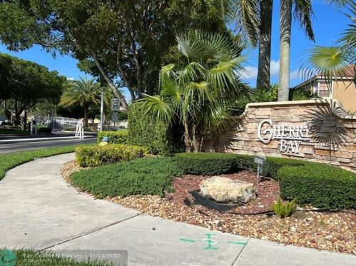 15686 12th Mnr, Hollywood, FL 33028-1676