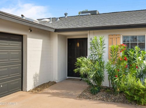 8631 Plaza Ave, Scottsdale AZ  85250-6708 exterior